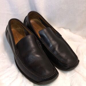 Banana Republic Brown Leather Loafers in Size 9.5. Excellent Near New Condition!